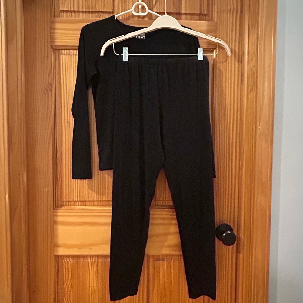 32 Degrees Kids Black Thermal Set